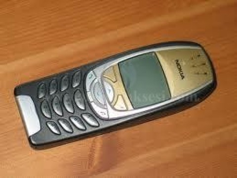 Shes Nokia 6310I bisnez,