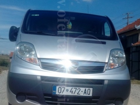 Shes Opel Vivaro,