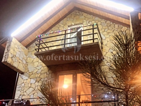 Jap me qira shtepin/vilen 100m2 dy katshe / Rugovë