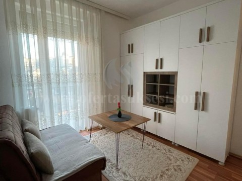 Jap me qira banesen/garsonieren 20m2 kati i -II- / Prishtine