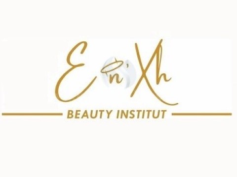 Ofroj pune /  Nail Artist