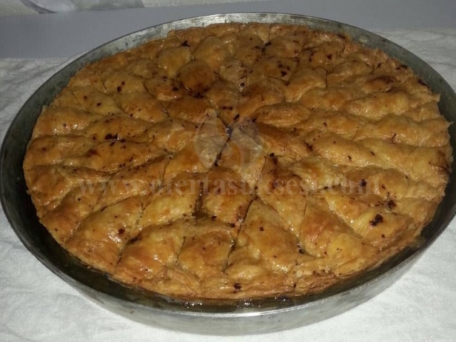 Bejm Bakllava 