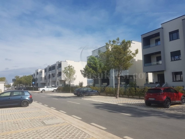 Shes shtepi-vila nga 132-221m2 afer bregdetit ne Durres / Shqiperi