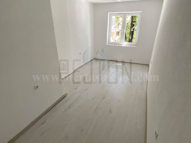 Jap me qira zyren/banesen 90m2 kati i -I- / Prishtine