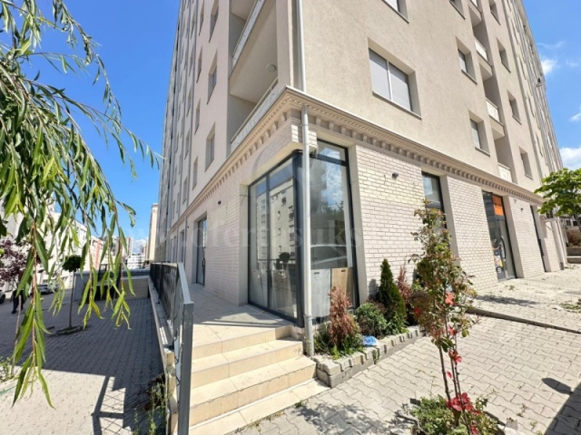 Jap me qira lokalin 60m2 kati perdhes/Prishtine