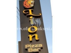 Ofroj pune per shank dhe kamarier